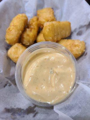 Jalapeño Mac & cheese bites. With southwest sauce. Delectable.