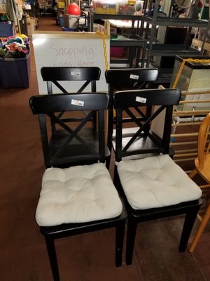 Set or chairs