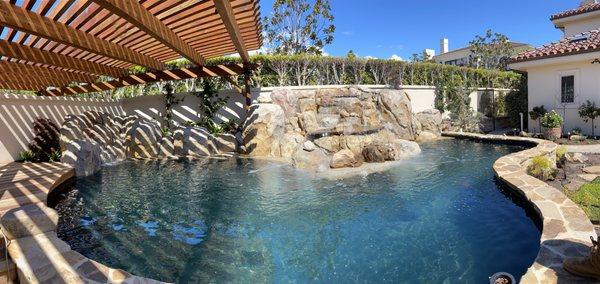 custom koi pond design and construction laguna niguel CA