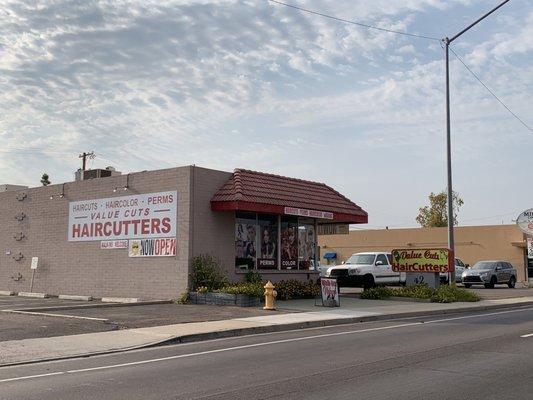 Value Cuts Haircutters