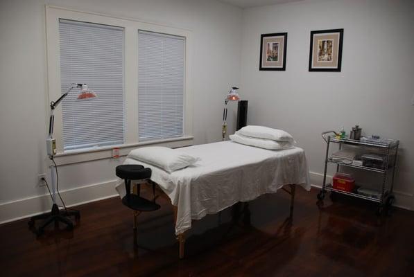 Patient Room Two - Shi Acupuncture and Herbal Clinic