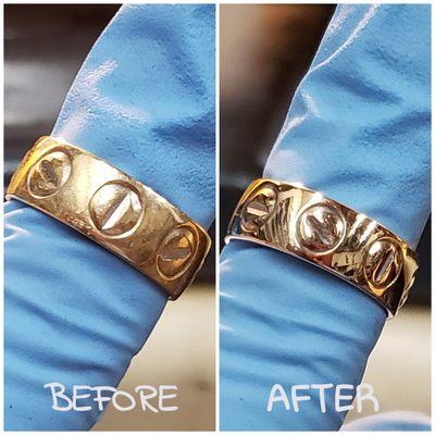 Want to make your jewelry shine like new? We polish jewelry.