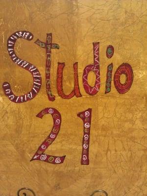 Studio 21