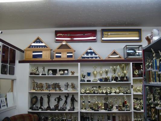 Flag cases, sword cases, trophies