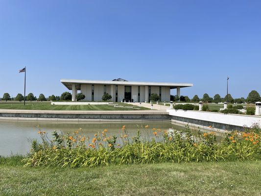 Leo B. Stuhr Building