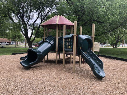 Small play structure