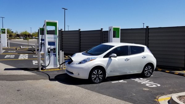 Fast charging the Leaf