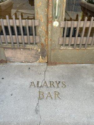 Alary's Bar