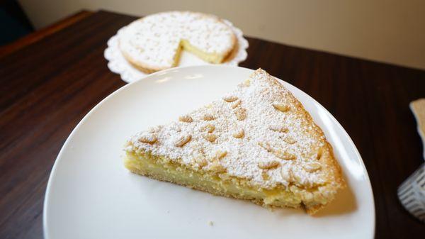 Torta della Nonna