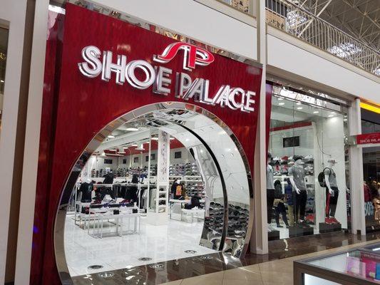 Shoe Palace