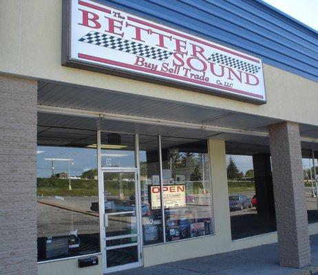 Better Sound - Located at 862 Scalp Avenue in Johnstown, PA. Open 12-7 Monday -Saturday. 814-266-7436