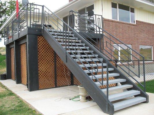 Stair safety railing