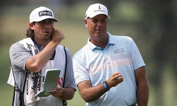 2020 Safeway Open winner and Georgia Tech graduate, Stewart Cink, with son Reagan on the bag.