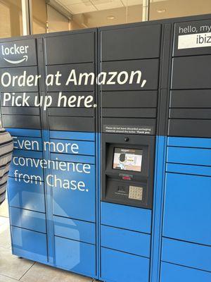 Convenient locker for your Amazon drop offs or pick ups