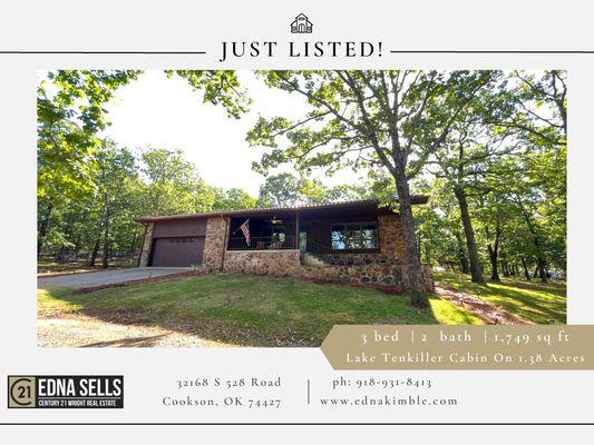 Just Listed! Beautiful Lake Tenkiller Cabin!