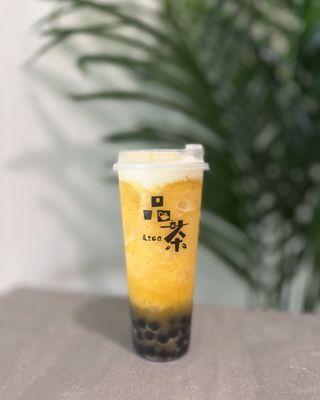 Passionfruit Slush w. Boba w. Sea Salt Cheese Foam