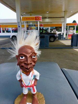 JOBU getting gas