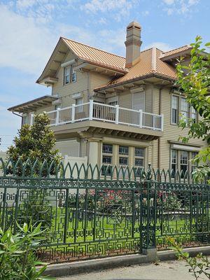 Remodelin Whole house. copper plated roof, painting, balcony, railings,