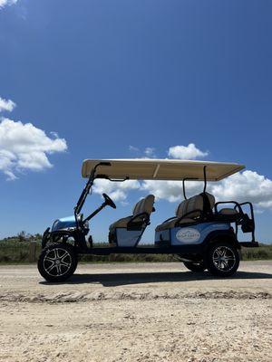 Golf cart with Bluetooth speakers