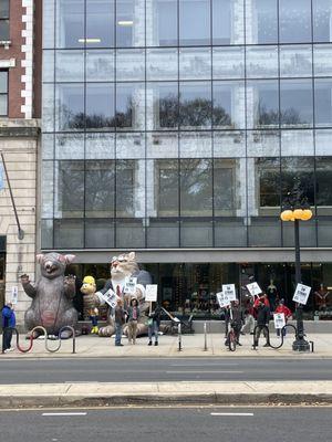 Faculty protesting