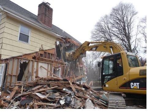 House demolition in Mishawaka, Indiana