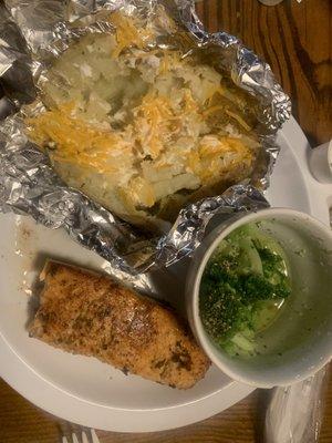 Salmon, broccoli and baked potatoe