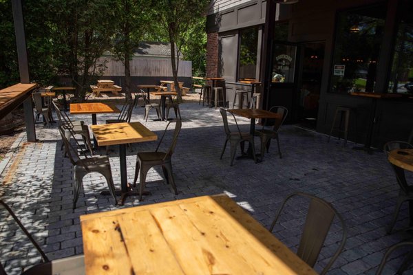 Brickyard Hollow gorgeous patio open for visitors in Yarmouth Maine