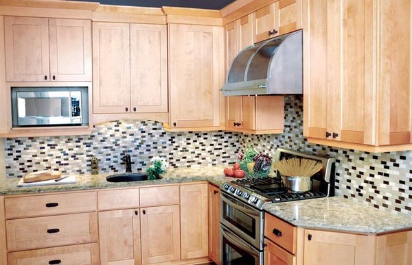 J & V Lakewood Cabinets