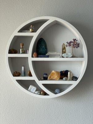 Moon shelf