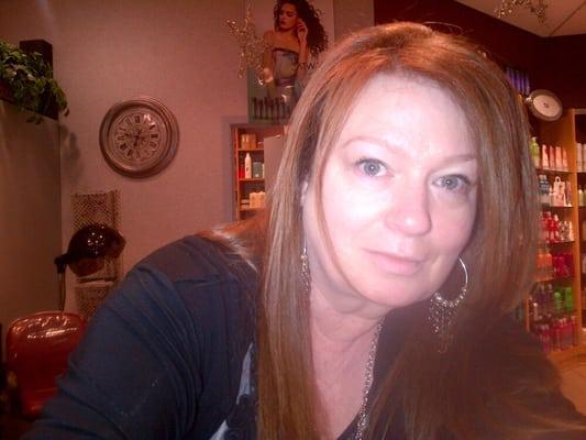 This is me. Kellie Smith owner of Tangles hair extensions and more