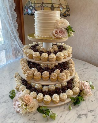 Wedding cake by Swell Cakery.