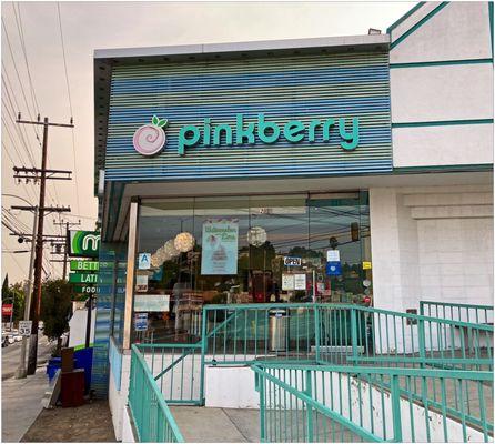 Welcome to Pinkberry.