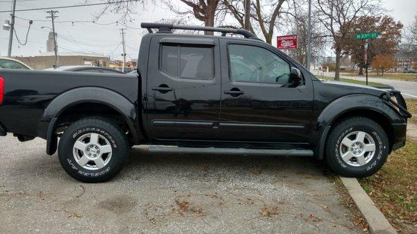 2007 Nissan frontier crew cab.  $10,500 obo