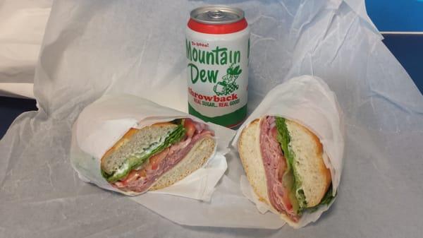 Mountain Dew Throwback and Godmother sandwich. Only 1 of these 2 was any good (hint: it was the product the shop didn't make).