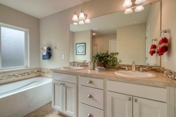 Hickory master bath