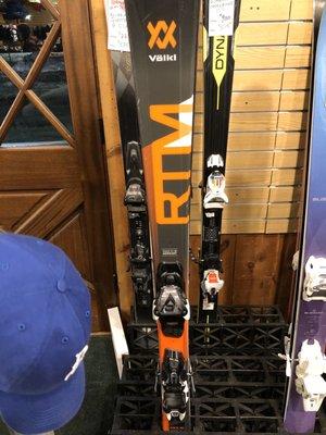 Picking up our skis at Bahnhof Sport!