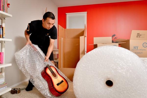 Packing guitar