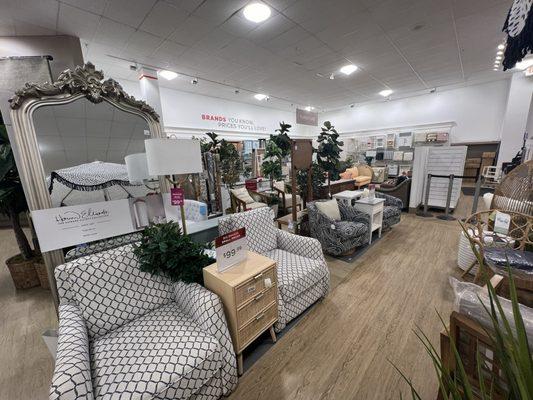 HomeGoods Furniture