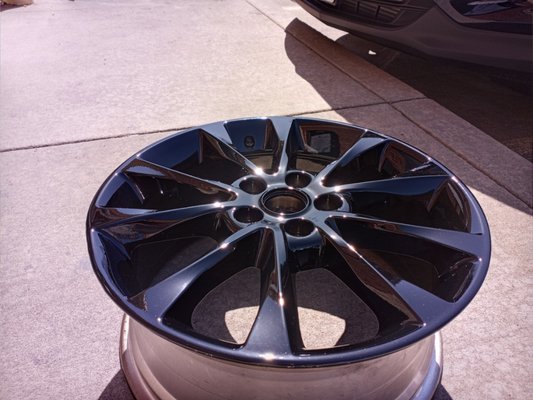 Gloss black powder coated wheel