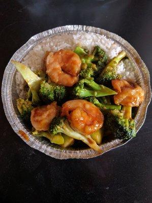 Shrimp and broccoli lunch special. (Egg roll not pictured)