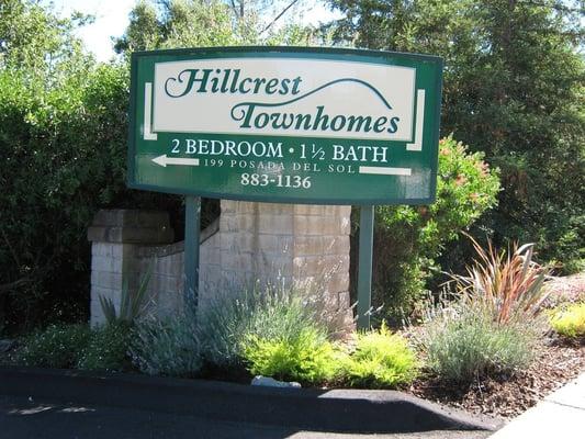 Hillcrest Townhomes Apartment Complex