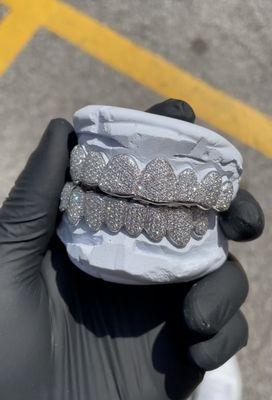 8X8 ICED OUT VVS DIAMOND GRILLZ