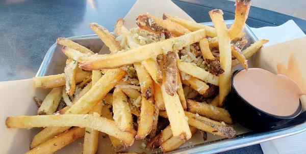 Garlic & herb fries