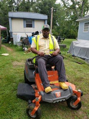 Cutting & trimming  grass is like art. Beautiful lawn service.