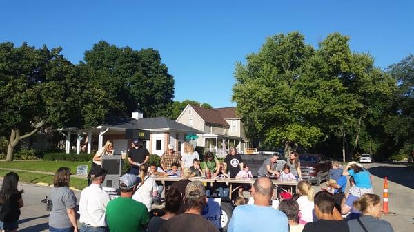 Kids pork burger contest!