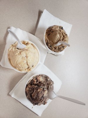 Java chunk, pecan praline, moosetracks