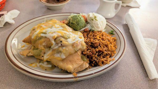 Sopapilla filled with ground beef