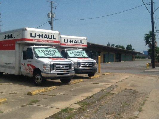 U-Haul Neighborhood Dealer