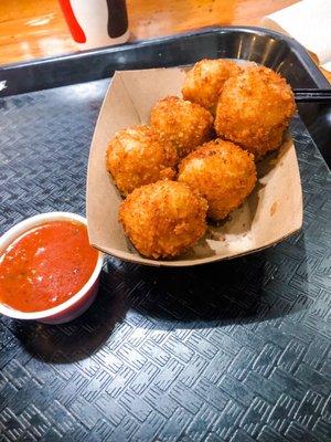 Deep Fried Bacon Mac Balls