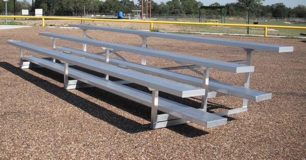 Standard all aluminum  3 row bleacher unit